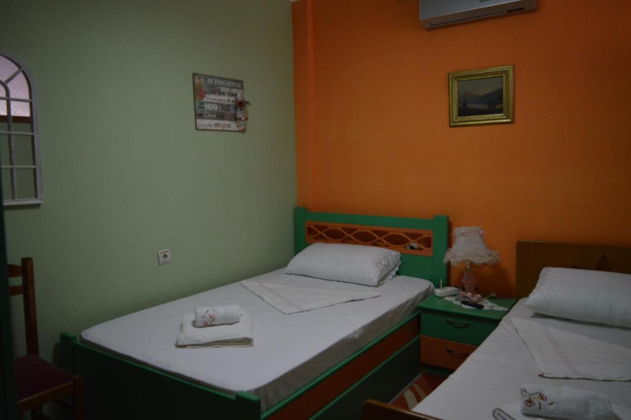 Inn Korca, Center City Apartament المظهر الخارجي الصورة