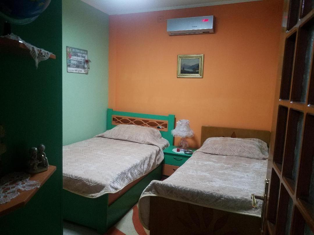Inn Korca, Center City Apartament المظهر الخارجي الصورة