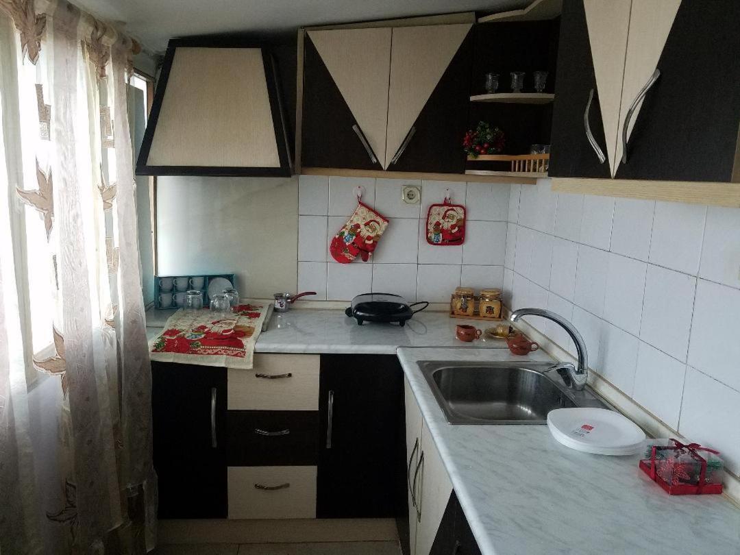 Inn Korca, Center City Apartament المظهر الخارجي الصورة